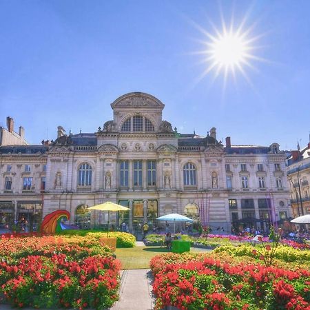 Bienvenu En Anjou Apartment Angers Exterior photo